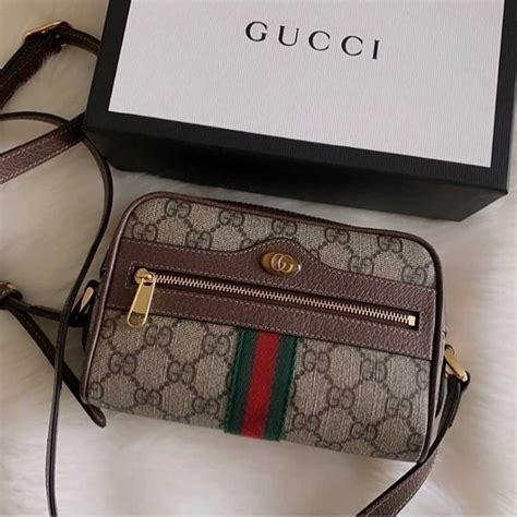 cheapest gucci item for men|Meer.